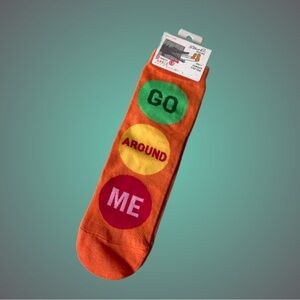Blue Q NWT Go Around Me women’s ankle socks driving road rage